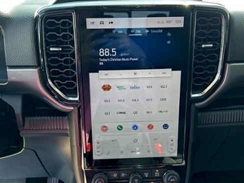 Used 2024 Ford Ranger XLT w/ FX4 Off-Road Package image 22