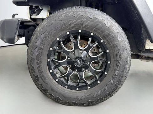 Used 2014 Jeep Wrangler Unlimited Sport w/ Connectivity Group image 26