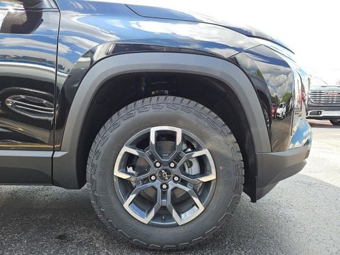 New 2026 Chevrolet Equinox ACTIV w/ Convenience Package III image 9