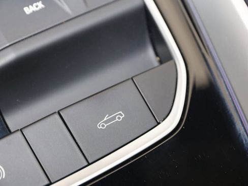 Used 2020 BMW Z4 sDrive30i w/ Convenience Package image 34