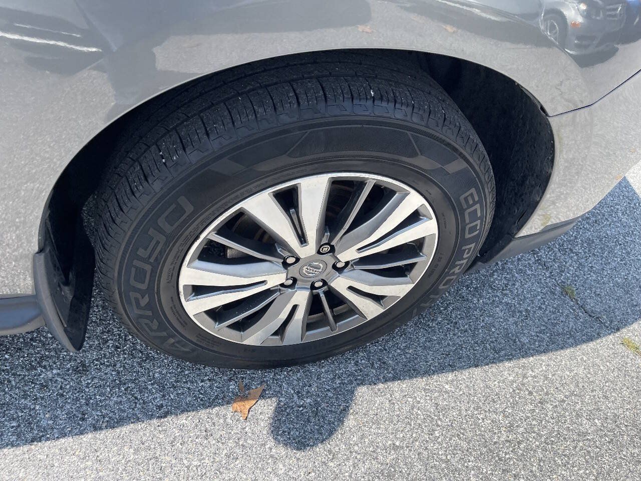 Used 2019 Nissan Pathfinder S AWD/4WD image 31