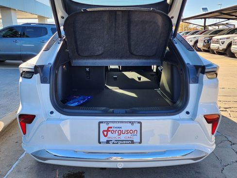 New 2026 Buick Envista Avenir image 47