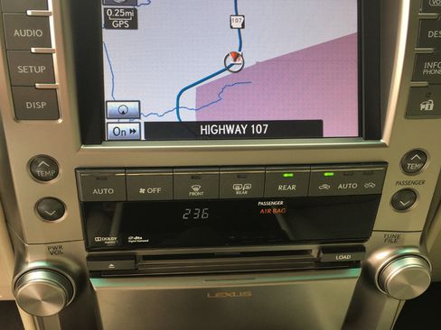 Used 2011 Lexus GX 460 image 27