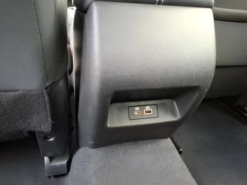 Used 2024 Nissan Altima 2.5 SV FWD image 27