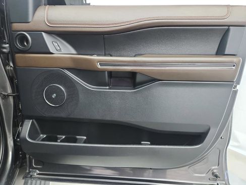 Used 2021 Ford Expedition Max King Ranch w/ Cargo Package image 29