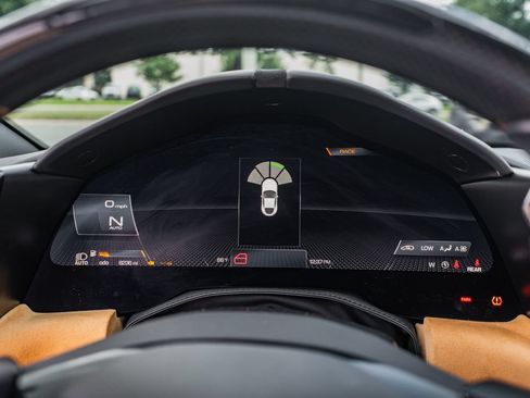 Used 2022 Ferrari Roma RWD image 29