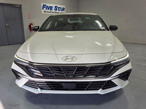 New 2026 Hyundai Elantra SEL Sport Premium FWD image 2