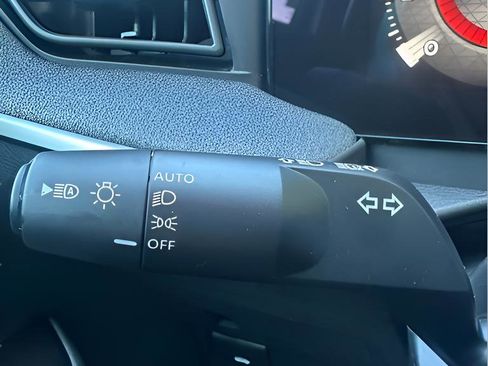 Used 2026 Nissan Kicks SV w/ SV Premium Package AWD/4WD image 20