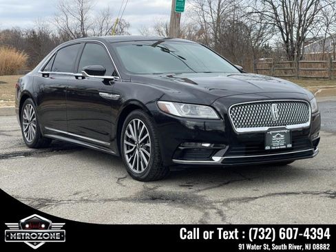 Used 2019 Lincoln Continental Select w/ Continental Climate Package image 9
