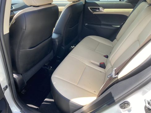 Used 2017 Lexus CT 200h w/ Accessory Package 2 FWD image 15