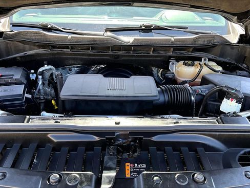 Used 2023 Chevrolet Silverado 1500 LT Trail Boss AWD/4WD image 32