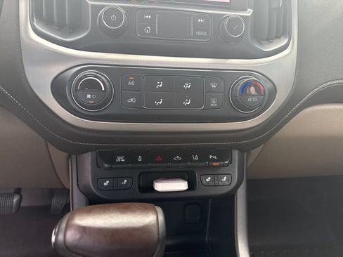 Used 2019 GMC Canyon SLT w/ Driver Alert Package AWD/4WD image 22