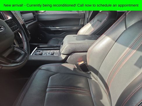 Used 2022 Ford Expedition Limited AWD/4WD image 9