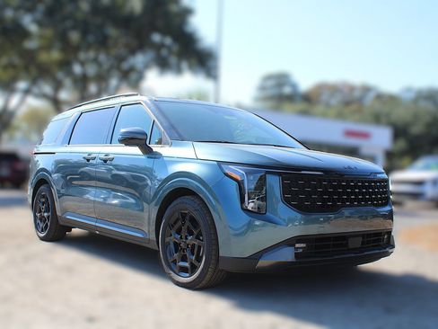 New 2026 Kia Carnival SX Prestige FWD image 3