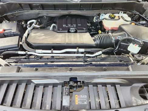 Used 2023 Chevrolet Silverado 1500 LT image 30