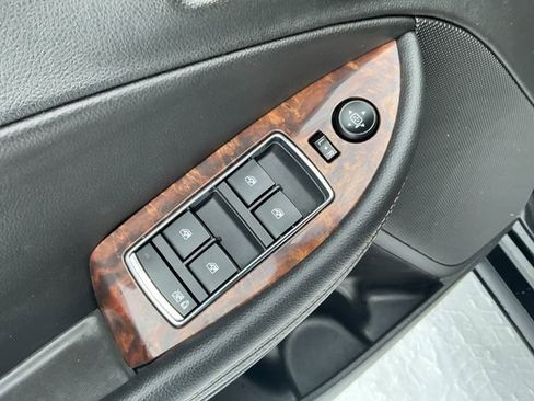 Used 2014 Chevrolet Impala LT w/ Convenience Package image 24