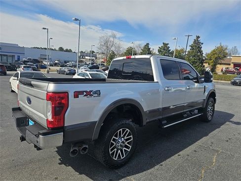 Used 2017 Ford F250 Lariat w/ Lariat Ultimate Package image 9