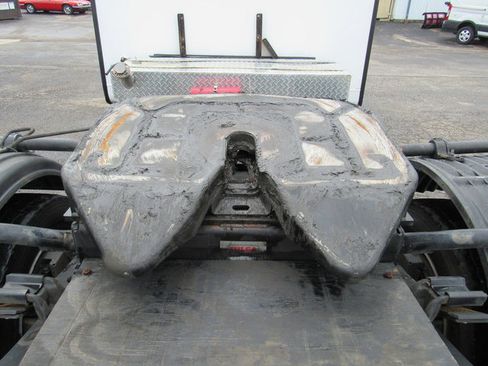 Used 2025 Ford F600 4x4 Regular Cab Super Duty w/ XL Chrome Package image 19