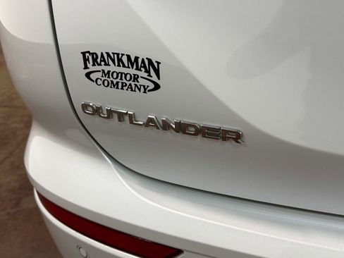 Used 2024 Mitsubishi Outlander SE image 53