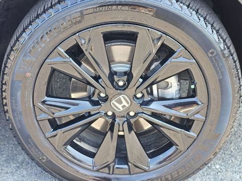 Used 2024 Honda CR-V Sport Touring image 10