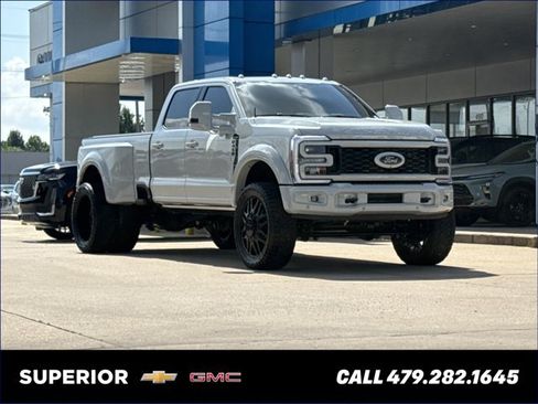 Used 2025 Ford F450 Platinum AWD/4WD image 1