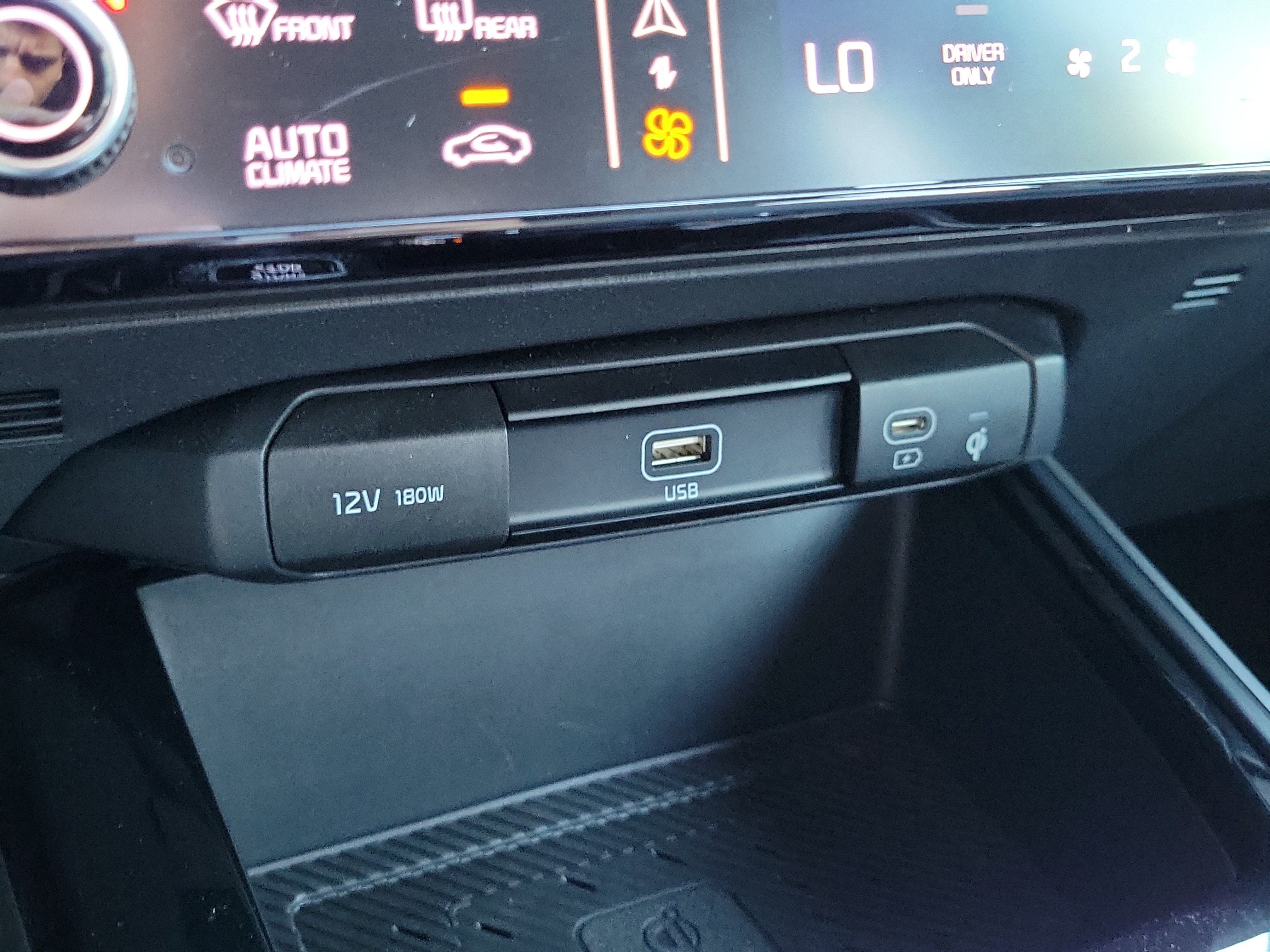 Certified 2023 Kia Niro FWD image 35