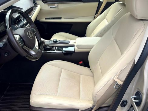Used 2018 Lexus ES 350 ES 350 Sedan 4D image 10
