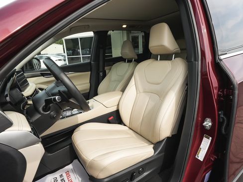 Used 2024 INFINITI QX60 Luxe AWD/4WD image 31