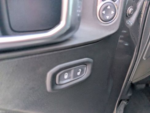 Used 2022 Jeep Wrangler Unlimited Sport AWD/4WD image 15