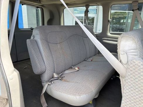 Used 1998 GMC Savana 1500 Passenger w/ Marketing Option Pkg 4 RWD image 16