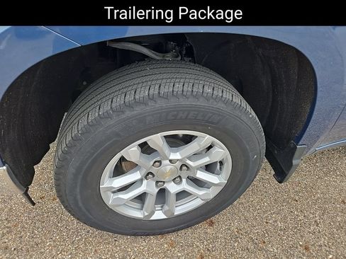 Used 2024 Chevrolet Silverado 1500 LT AWD/4WD image 9