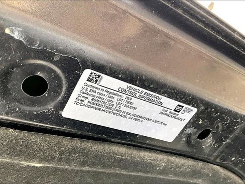 Used 2024 Chevrolet Silverado 1500 LT image 34