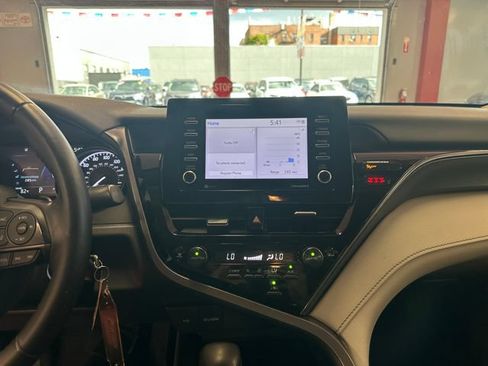 Certified 2023 Toyota Camry SE AWD/4WD image 23
