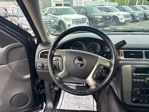 Used 2009 GMC Yukon SLT w/ Preferred Package AWD/4WD image 29