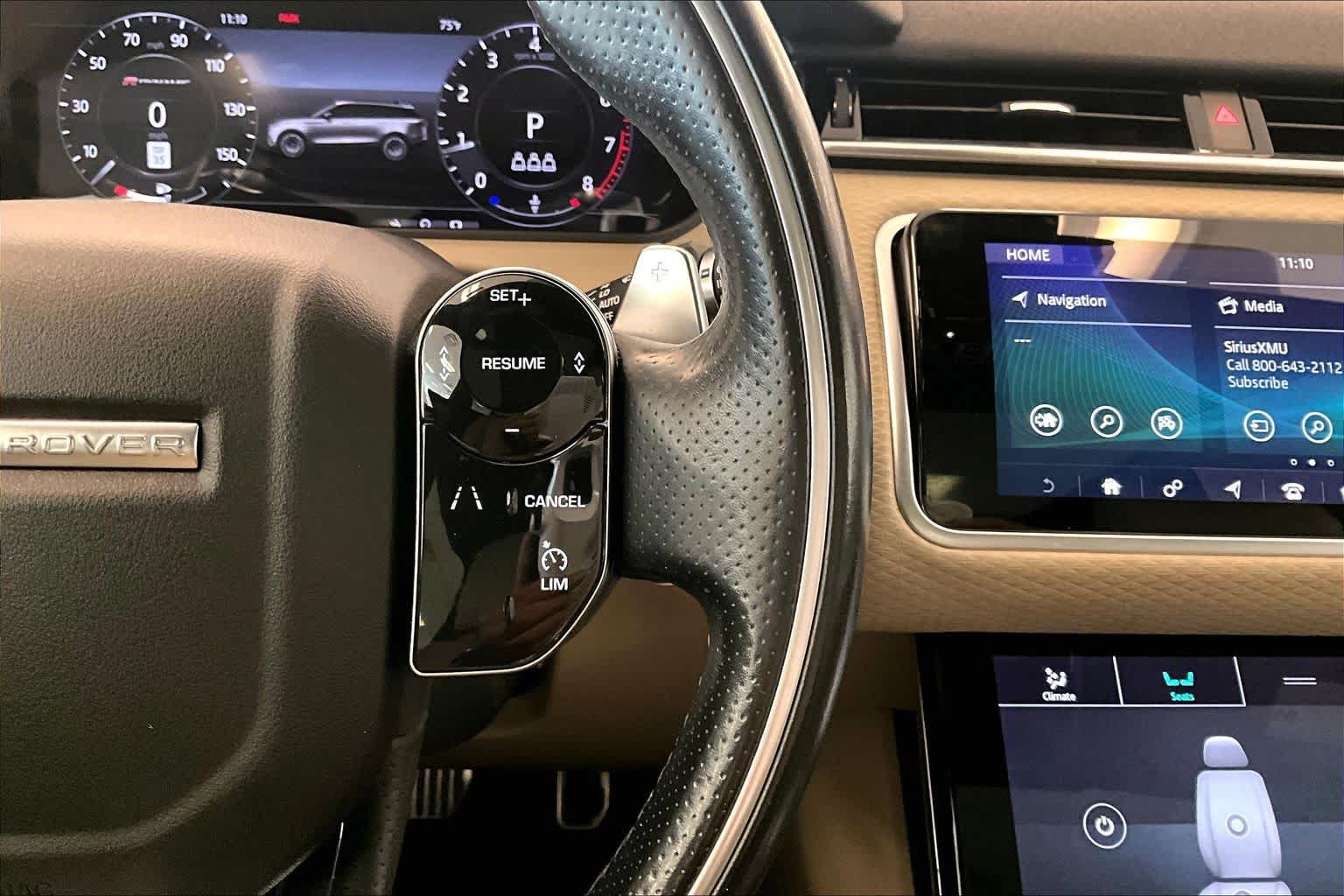 Used 2019 Land Rover Range Rover Velar R-Dynamic SE AWD/4WD image 23