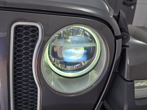 Used 2021 Jeep Wrangler Unlimited Sahara image 30