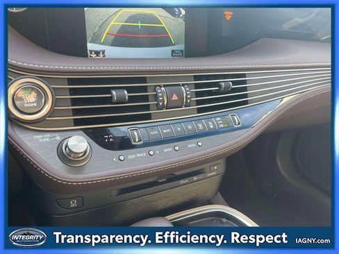 Used 2018 Lexus LS 500 AWD image 30