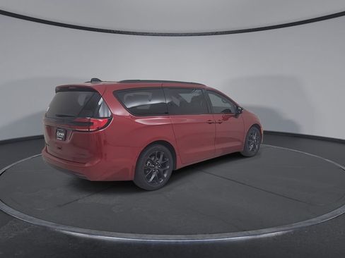 New 2026 Chrysler Pacifica Limited FWD image 15