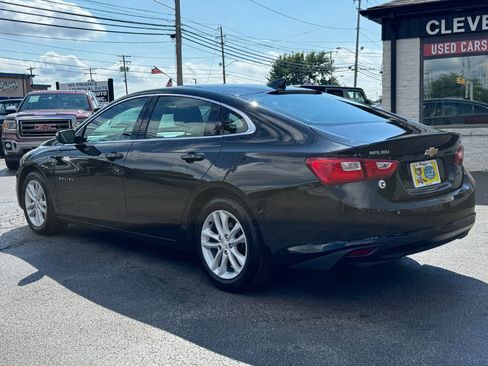 Used 2018 Chevrolet Malibu LT FWD image 7