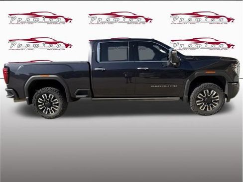 Used 2024 GMC Sierra 2500 Denali Ultimate w/ Max Trailering Package AWD/4WD image 7