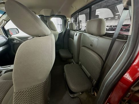 Used 2012 Nissan Frontier SV RWD image 24