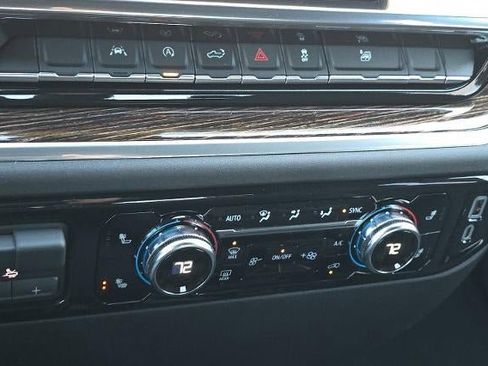 New 2026 GMC Sierra 1500 Elevation w/ Elevation Select Package AWD/4WD image 22