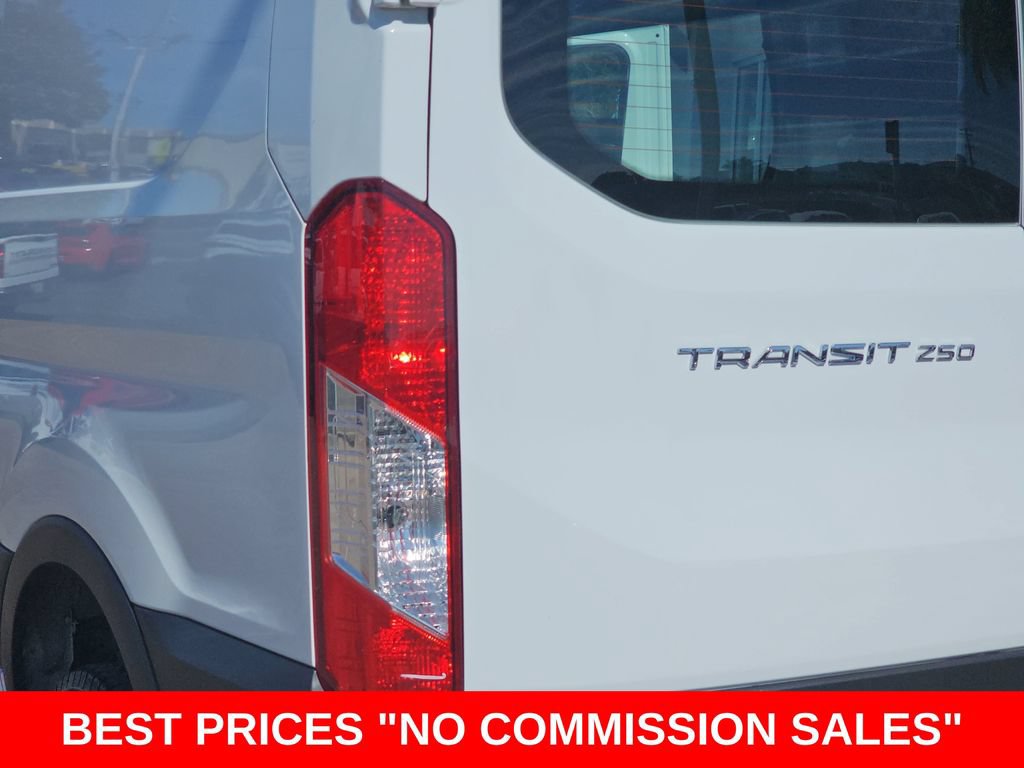 Used 2025 Ford Transit 250 Low Roof w/ Exterior Upgrade Package RWD image 39