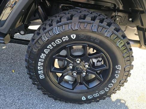 New 2026 Jeep Gladiator Willys image 7