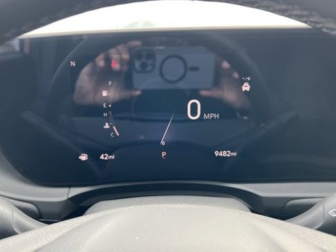 Certified 2024 Buick Envista Sport Touring w/ Convenience I Package image 18