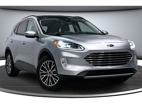 Used 2021 Ford Escape Titanium w/ Titanium Premium Package image 2