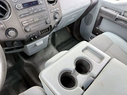 Used 2015 Ford F250 XL w/ Power Equipment Group image 20