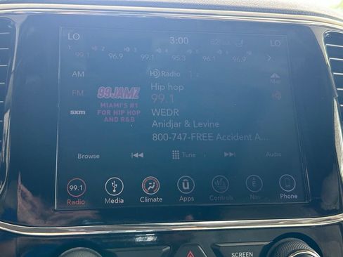 Used 2019 Jeep Grand Cherokee Overland RWD image 8
