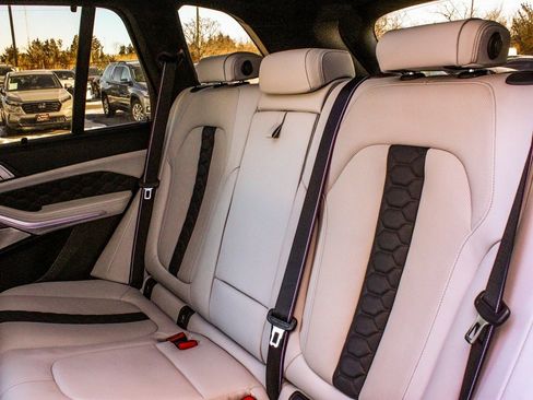 Used 2021 BMW X5 M w/ Competition Package image 38