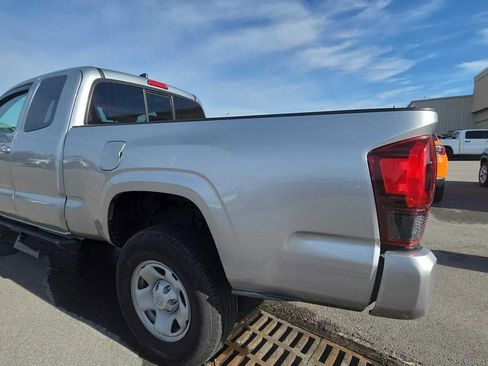 Used 2023 Toyota Tacoma 2WD Access Cab image 7